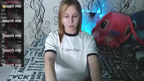 angela online show from 10-25-25, 05:30