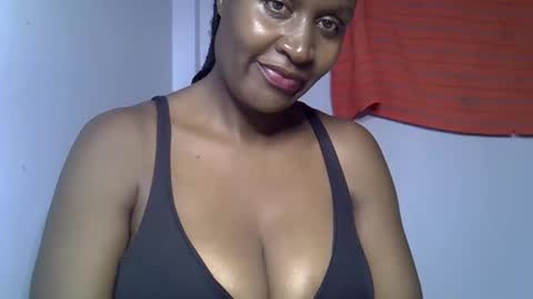 Snapshot of rozie34 chatting on 03-06-26, 10:17 rozie34 online show from 03-06-26, 10:17