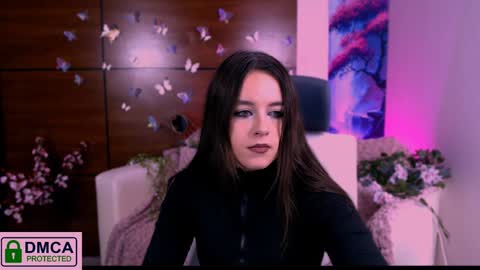 Snapshot of rozmary_ket chatting on 12-05-24, 12:44 Im Rozmary nice to meet you 3 online show from 12-05-24, 12:44