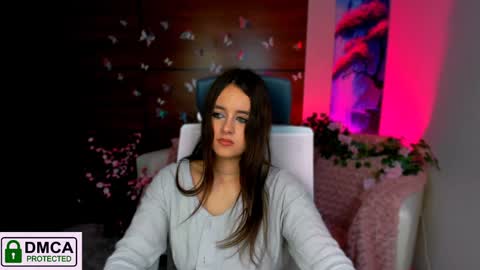 Snapshot of rozmary_ket chatting on 12-09-24, 06:25 Im Rozmary nice to meet you 3 online show from 12-09-24, 06:25