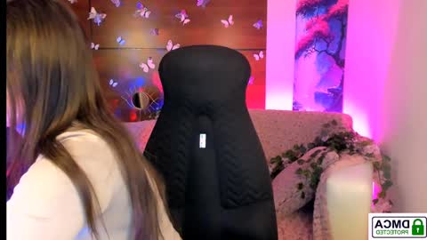 Snapshot of rozmary_ket chatting on 12-27-24, 05:26 Im Rozmary nice to meet you 3 online show from 12-27-24, 05:26