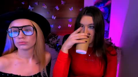 Snapshot of rozmary_ket chatting on 12-30-24, 11:04 Im Rozmary nice to meet you 3 online show from 12-30-24, 11:04