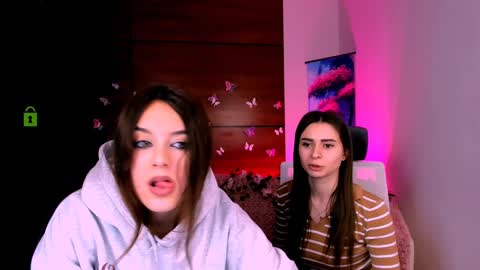 Snapshot of rozmary_ket chatting on 01-21-25, 01:43 Im Rozmary nice to meet you 3 online show from 01-21-25, 01:43