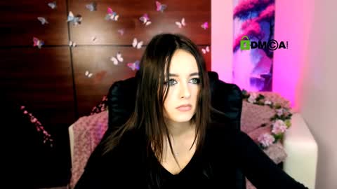 Snapshot of rozmary_ket chatting on 01-23-25, 03:22 Im Rozmary nice to meet you 3 online show from 01-23-25, 03:22