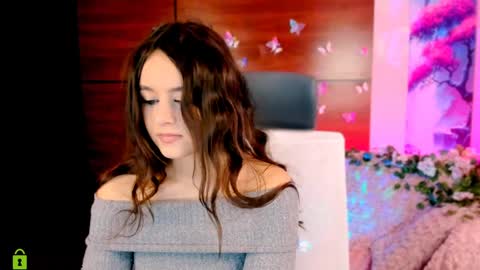 Snapshot of rozmary_ket chatting on 01-25-25, 12:05 Im Rozmary nice to meet you 3 online show from 01-25-25, 12:05