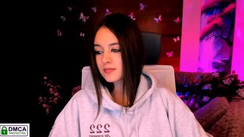 Snapshot of rozmary_ket chatting on 01-29-25, 05:13 Im Rozmary nice to meet you 3 online show from 01-29-25, 05:13