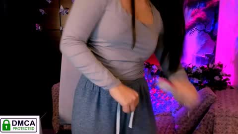 Snapshot of rozmary_ket chatting on 01-30-25, 03:40 Im Rozmary nice to meet you 3 online show from 01-30-25, 03:40