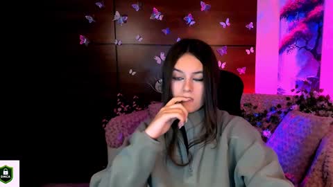 Snapshot of rozmary_ket chatting on 02-03-25, 06:17 Im Rozmary nice to meet you 3 online show from 02-03-25, 06:17