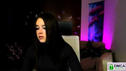 Snapshot of rozmary_ket chatting on 02-12-25, 12:22 Im Rozmary nice to meet you 3 online show from 02-12-25, 12:22