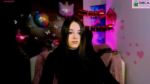 Snapshot of rozmary_ket chatting on 02-24-25, 11:54 Im Rozmary nice to meet you 3 online show from 02-24-25, 11:54