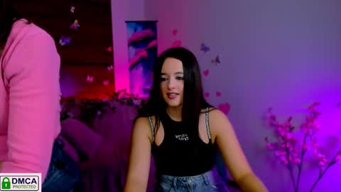 Snapshot of rozmary_ket chatting on 03-07-25, 01:18 Im Rozmary nice to meet you 3 online show from 03-07-25, 01:18