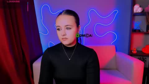 Snapshot of rozmary_ket chatting on 10-10-25, 10:03 Im Rozmary nice to meet you 3 online show from 10-10-25, 10:03