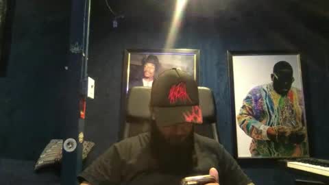 Richhancocc online show from 10-20-25, 08:37