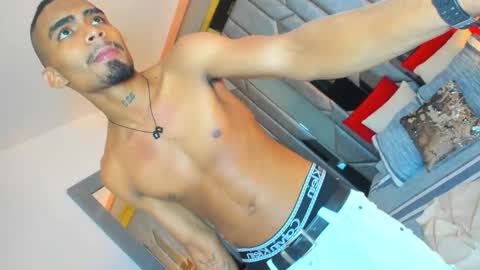 POOL online show from 02-08-26, 01:03