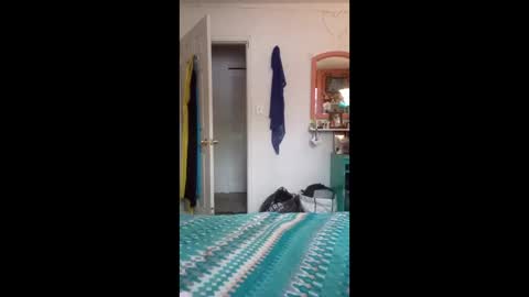 Snapshot of rraineonme chatting on 05-05-26, 02:03 rraineonme online show from 05-05-26, 02:03