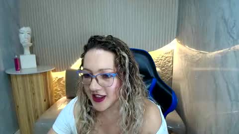 Snapshot of rubia_encantada_r chatting on 02-20-26, 08:20 rubia_encantada_r online show from 02-20-26, 08:20