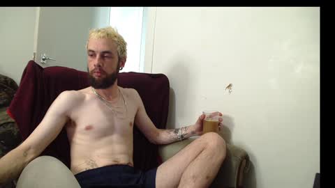 Snapshot of rubitricky chatting on 12-15-24, 04:07 RubitRicky online show from 12-15-24, 04:07