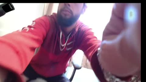 Snapshot of rubitricky chatting on 01-04-25, 12:59 RubitRicky online show from 01-04-25, 12:59