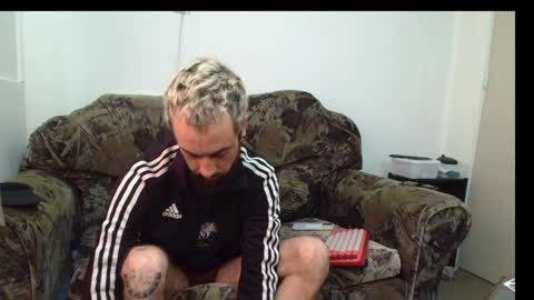 Snapshot of rubitricky chatting on 01-06-25, 09:22 RubitRicky online show from 01-06-25, 09:22