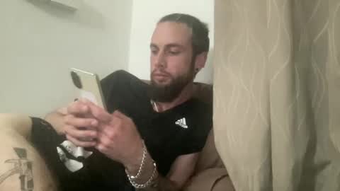 Snapshot of rubitricky chatting on 01-21-25, 11:46 RubitRicky online show from 01-21-25, 11:46