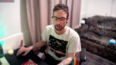 Snapshot of rubitricky chatting on 09-18-25, 08:38 RubitRicky online show from 09-18-25, 08:38