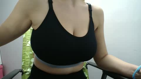 Snapshot of ruby988 chatting on 09-17-25, 08:43 ruby988 online show from 09-17-25, 08:43