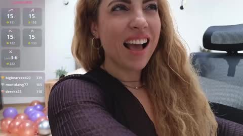 Snapshot of ruby_fit chatting on 02-04-25, 07:51 Ruby online show from 02-04-25, 07:51