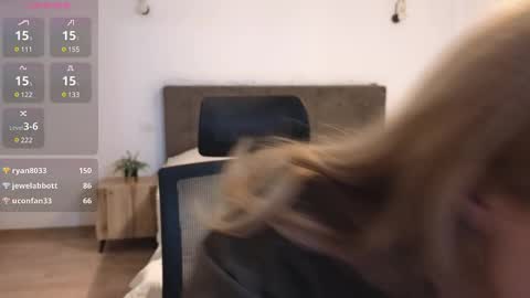 Snapshot of ruby_fit chatting on 03-11-25, 03:59 Ruby online show from 03-11-25, 03:59