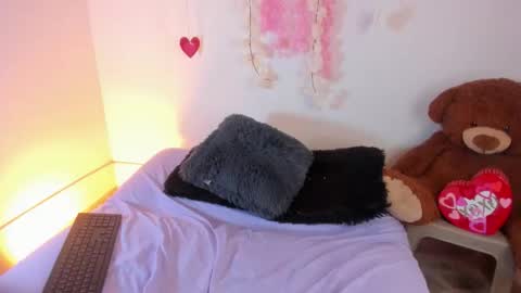 Snapshot of ruby_vance chatting on 03-06-26, 07:32 ruby_vance online show from 03-06-26, 07:32