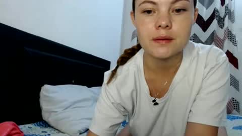 Snapshot of rubyklar chatting on 12-18-24, 02:42 Rubyklar online show from 12-18-24, 02:42