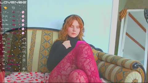 Snapshot of rubylynxxx chatting on 02-13-25, 01:15 rubylynxxx online show from 02-13-25, 01:15