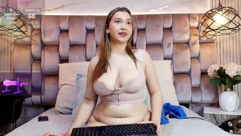 Ruby online show from 09-14-25, 04:44