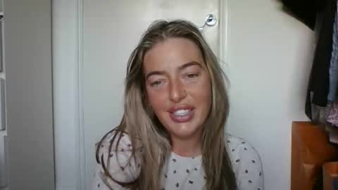 rubyredxxxoxxx online show from 12-20-25, 08:21