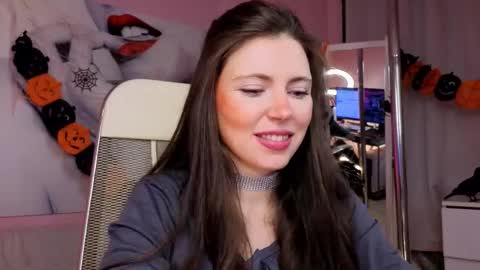 HELP me reach 20 thumbs up  online show from 10-27-25, 07:12