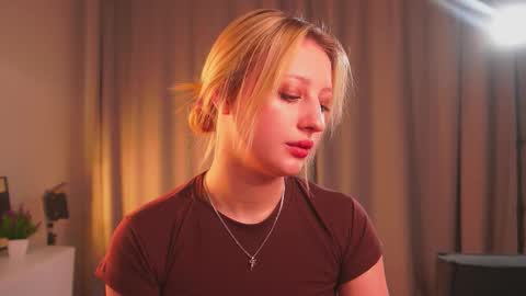 Mila online show from 10-11-25, 03:10