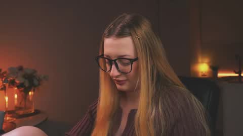 Mila online show from 04-20-26, 05:05