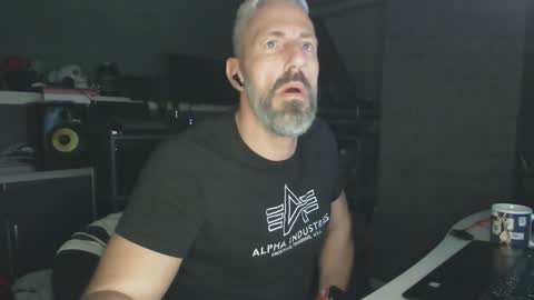 Chico que rico Caliente online show from 01-07-25, 06:48