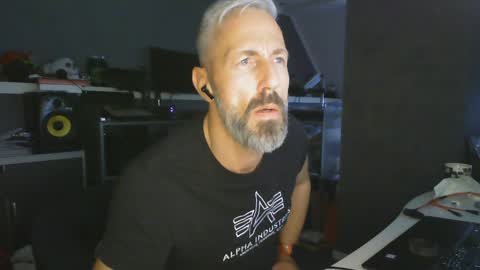 Chico que rico Caliente online show from 01-07-25, 10:22