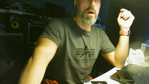 Chico que rico Caliente online show from 01-11-25, 10:51