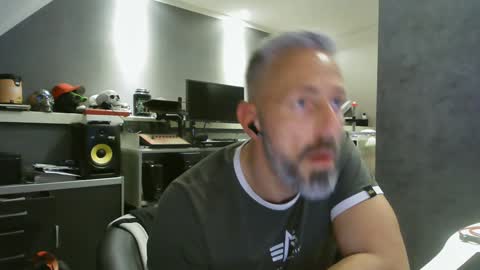 Chico que rico Caliente online show from 01-24-25, 12:20