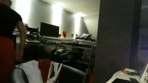 Chico que rico Caliente online show from 02-03-25, 02:36