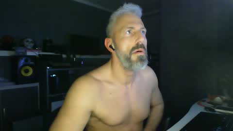 Chico que rico Caliente online show from 03-05-25, 10:55