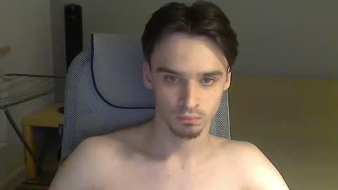 Snapshot of rufuspit chatting on 12-15-24, 04:04 Rufus online show from 12-15-24, 04:04