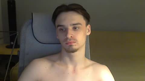 Snapshot of rufuspit chatting on 12-15-24, 11:31 Rufus online show from 12-15-24, 11:31