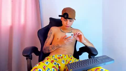 rujano   999 online show from 05-13-26, 05:43