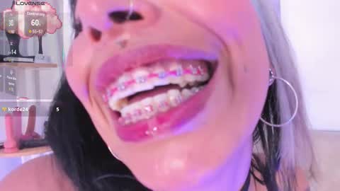 Snapshot of rumi666 chatting on 12-01-25, 01:05 Rumi online show from 12-01-25, 01:05