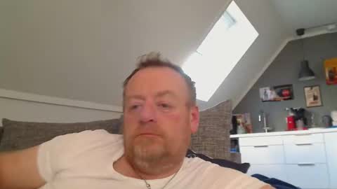 bignorwegian online show from 10-28-25, 10:52