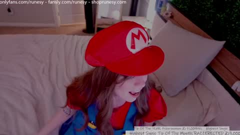 Snapshot of runesy chatting on 12-04-25, 04:11 Lady online show from 12-04-25, 04:11