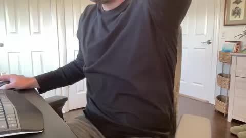 rungriff2323 online show from 12-16-25, 04:23