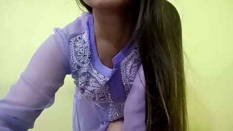 Snapshot of rupali01 chatting on 02-26-25, 06:04 Rupali online show from 02-26-25, 06:04